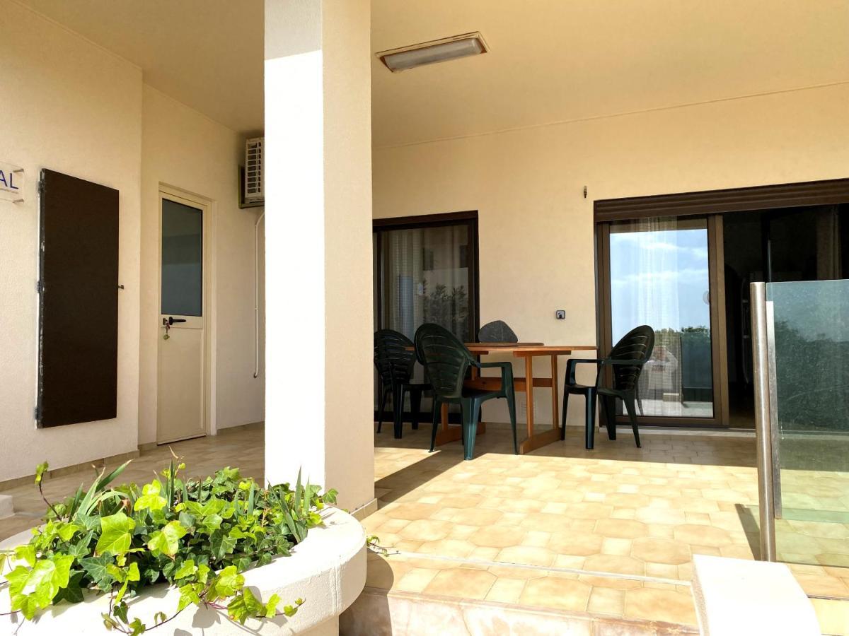 Apartamento Na Praia Dona Ana - Iberlagos Luaran gambar